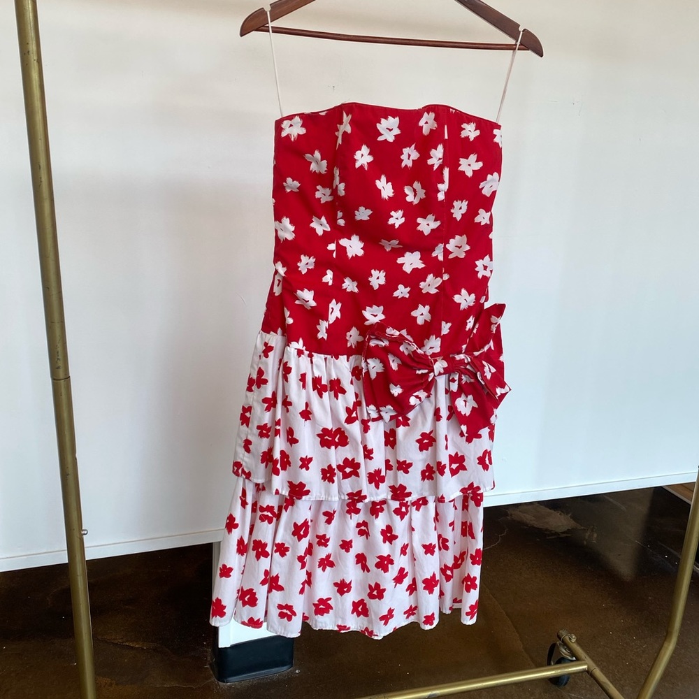 Red white floral 1980’s strapless party dress vintage